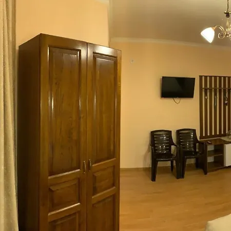 Отель Сонячна Квітка Hotel *