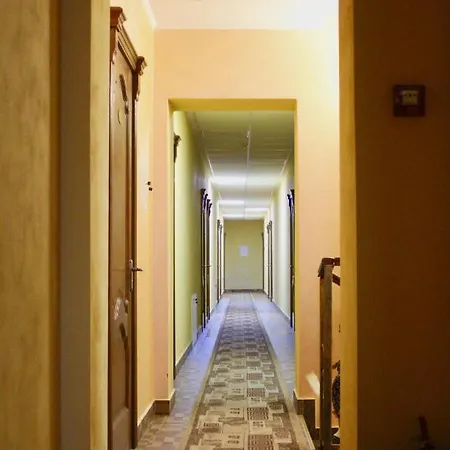 Отель Сонячна Квітка Hotel Polyana (Transcarpathia)