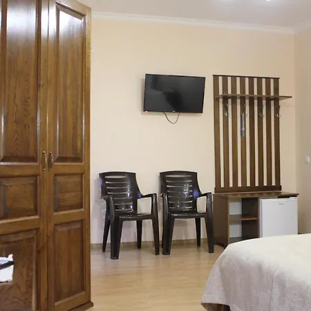 Отель Сонячна Квітка Hotel Polyana (Transcarpathia)